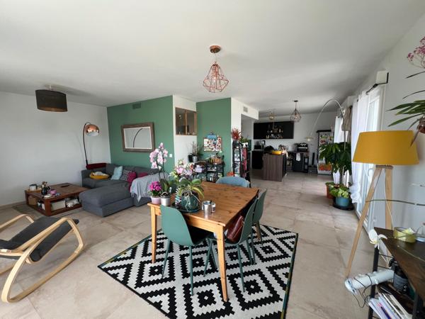 T5 en dernier étage, 3 chambres, terrasse panoramique de 67 m2