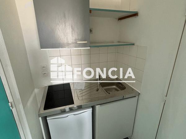 Location Studio 21.48 m² - 28 BD GEORGES POMPIDOU Caen 14000