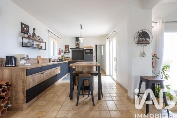 Maison à vendre 5 pièces 136 m² Bédarrides