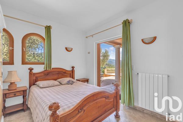 Maison à vendre 9 pièces 306 m² Les Adrets-de-l'Estérel