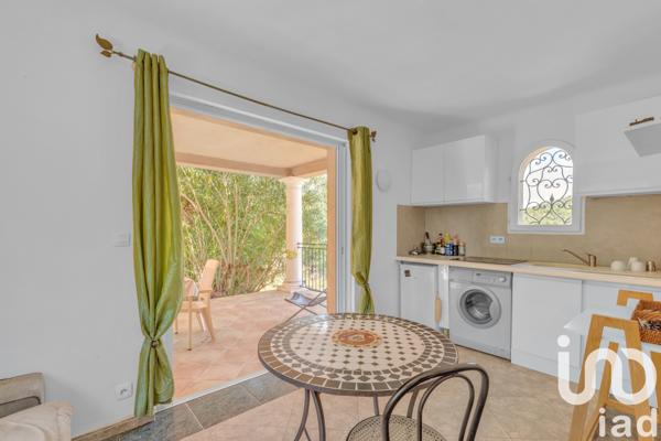 Maison à vendre 9 pièces 306 m² Les Adrets-de-l'Estérel