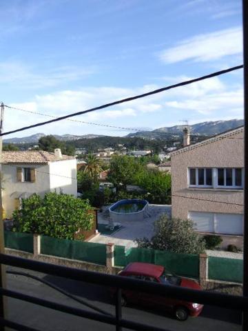 Appartement à louer 2 pièces 38m² La Seyne-sur-Mer (83500)