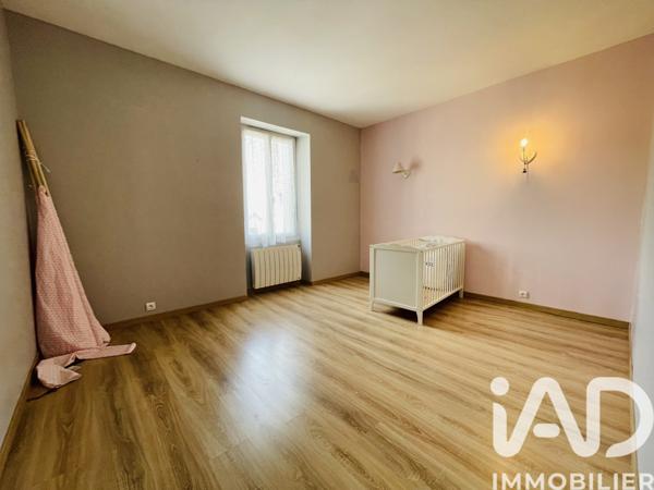 Maison à vendre 9 pièces 215 m² Mérigny