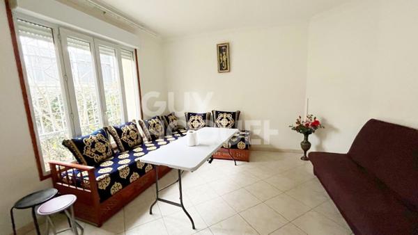 Maison de caractère - 11 pièces - 217 m2 - jardin