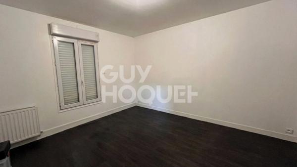 Maison de caractère - 11 pièces - 217 m2 - jardin