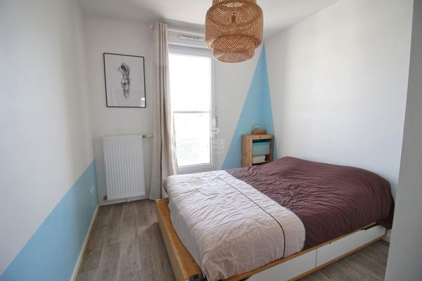 Un dernier étage au coeur du centre-ville d'Ermont ! 299 000 € **  - Référence  26-3888