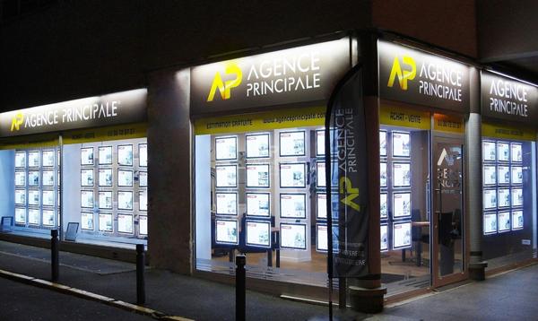 Un dernier étage au coeur du centre-ville d'Ermont ! 299 000 € **  - Référence  26-3888