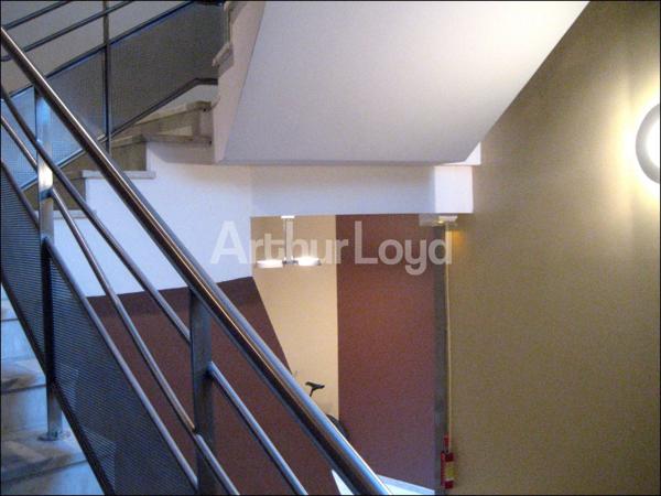 À louer : Bureaux lumineux de 1 000 m² en centre-ville de Lille - Accessibilité optimale et services à proximité