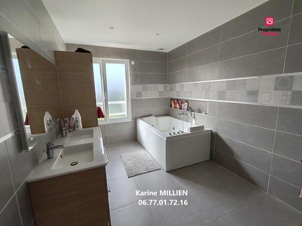 DREUX 28100 Maison individuelle de 2022 - 1 étage - 5 chambres - Garage indépendant - Terrain - 365 750  HAI