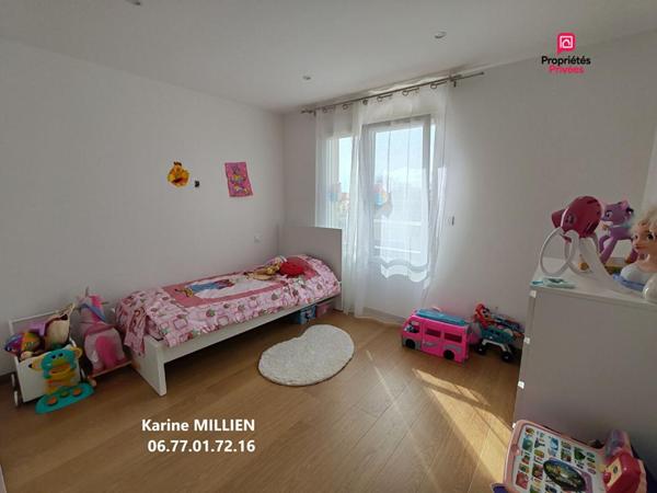 DREUX 28100 Maison individuelle de 2022 - 1 étage - 5 chambres - Garage indépendant - Terrain - 365 750  HAI