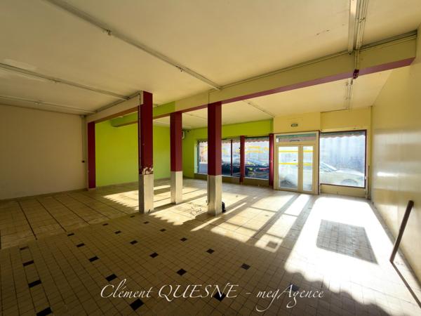Immeuble à Neufchâtel-en-Bray, 76270 - 7 pièces 607m²