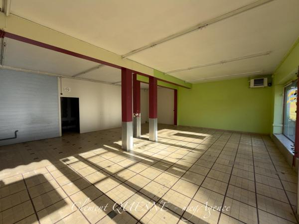 Immeuble à Neufchâtel-en-Bray, 76270 - 7 pièces 607m²