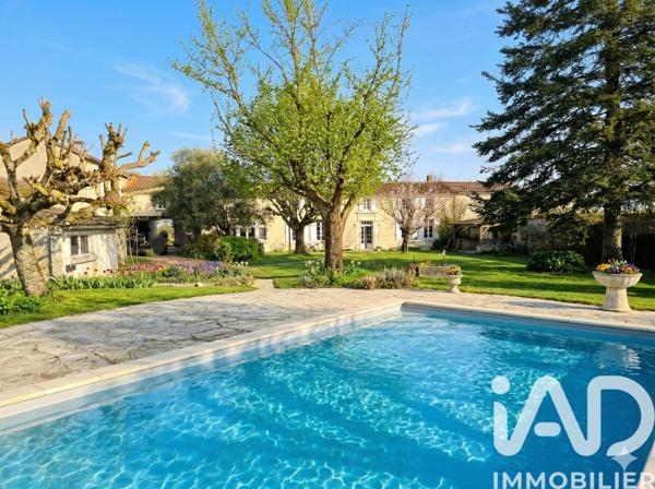 Maison à vendre 7 pièces 200 m² Salles-d'Angles