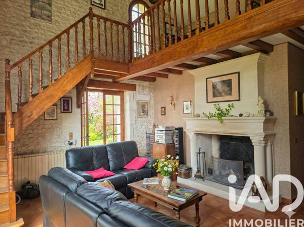 Maison à vendre 7 pièces 200 m² Salles-d'Angles