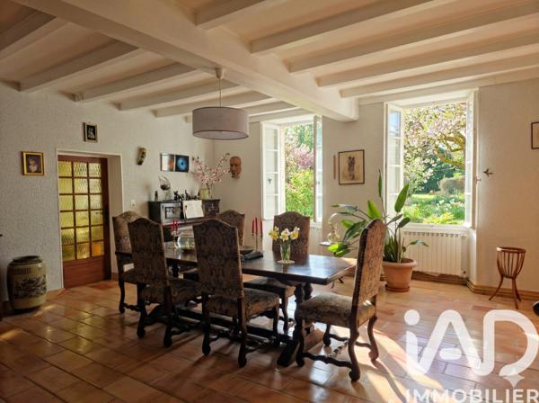 Maison à vendre 7 pièces 200 m² Salles-d'Angles