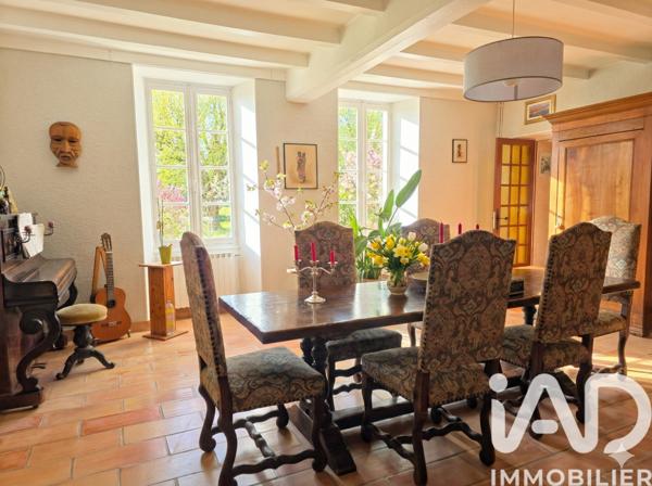 Maison à vendre 7 pièces 200 m² Salles-d'Angles