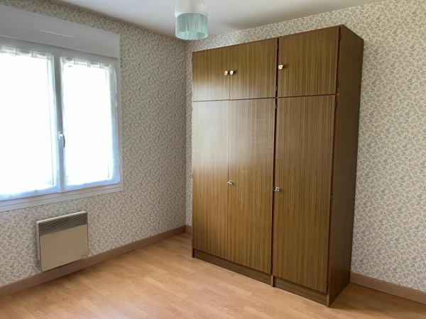 PAVILLON DE PLAIN PIED DE 1992, 77 M² - SECTEUR VAL DU MAINE / 53340