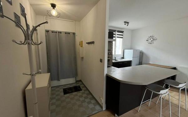 Appartement à louer    2 pièces • 38,90 m2 Compiègne