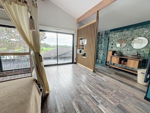 Maison en bois avec vue extraordinaire