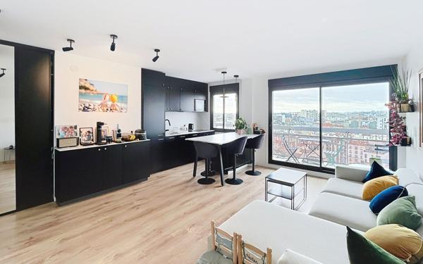 Appartement à vendre    3 pièces • 62 m2 Paris 14