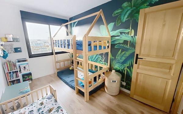 Appartement à vendre    3 pièces • 62 m2 Paris 14