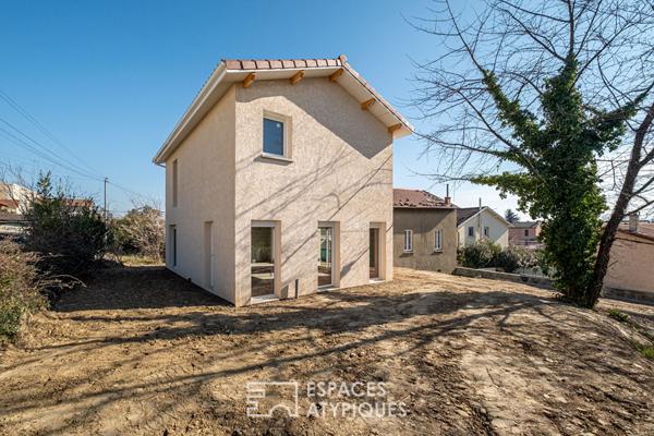Maison neuve avec jardin