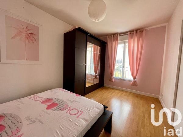 House for sale 4 rooms 81 m² Coubron