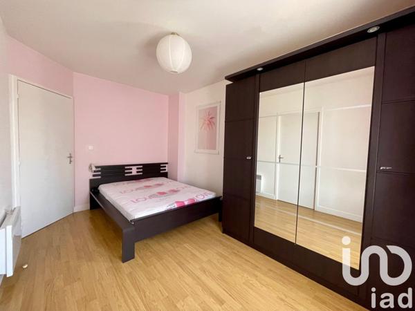 House for sale 4 rooms 81 m² Coubron