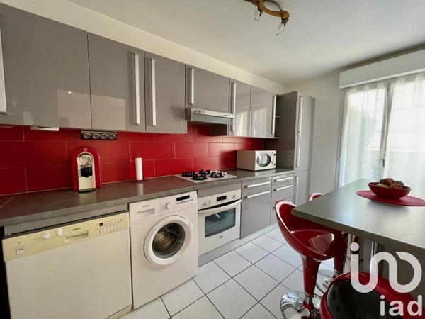 House for sale 4 rooms 81 m² Coubron