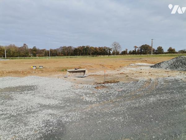 MONTFORT SUR MEU - En Zone Artisanale, 7 terrains viabilisés à bâtir de 1181 m² à 2010 m²