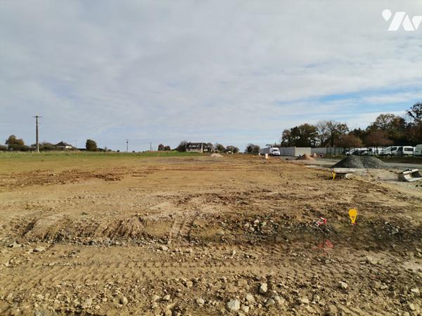 MONTFORT SUR MEU - En Zone Artisanale, 7 terrains viabilisés à bâtir de 1181 m² à 2010 m²