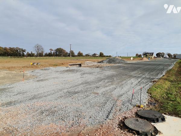 MONTFORT SUR MEU - En Zone Artisanale, 7 terrains viabilisés à bâtir de 1181 m² à 2010 m²