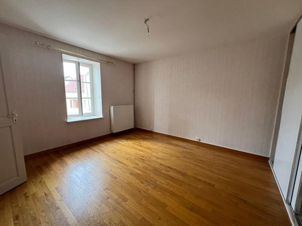 Maison à louer à LUTHENAY UXELOUP