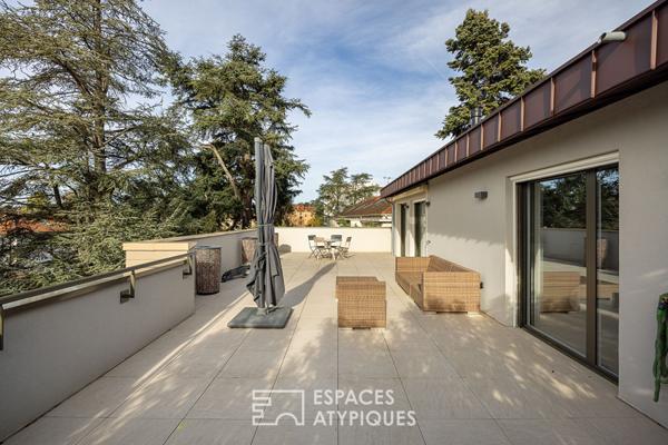 Toit-terrasse contemporain au coeur de Tassin