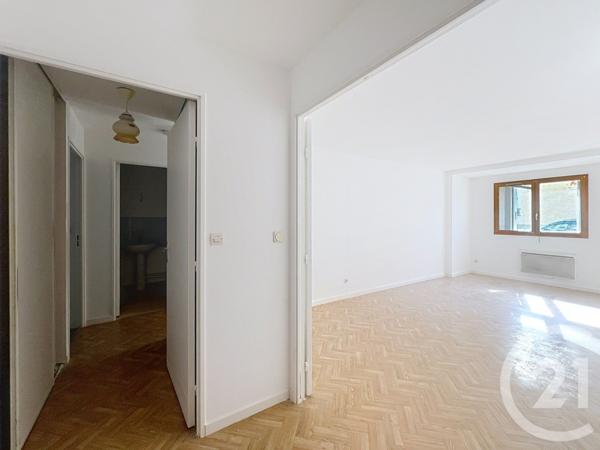Appartement F3 à vendre  3 pièces - 59 m2 MONTEREAU FAULT YONNE - 77