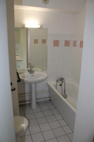 Appartement à vendre 1 pièces LYON 8EME ARRONDISSEMENT (69)