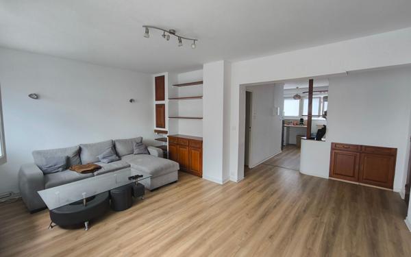 Appartement à vendre    4 pièces • 75,51 m2 Pau