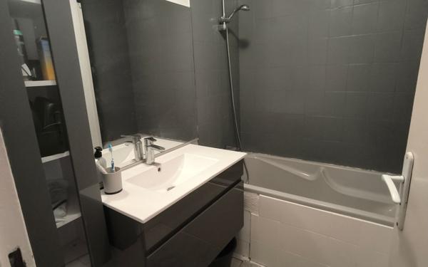 Appartement à vendre    4 pièces • 75,51 m2 Pau