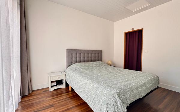 Maison à vendre    5 pièces •  Ria-Sirach