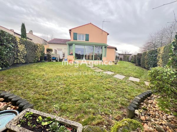 Maison à CHOLET, 49300 - 6 pièces 150m²