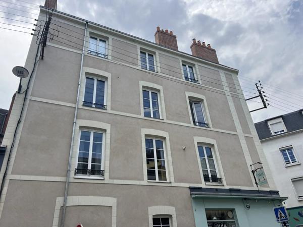 Vente                                                      Appartement
                        
                     2 pièces                      44 m2                     à Nantes