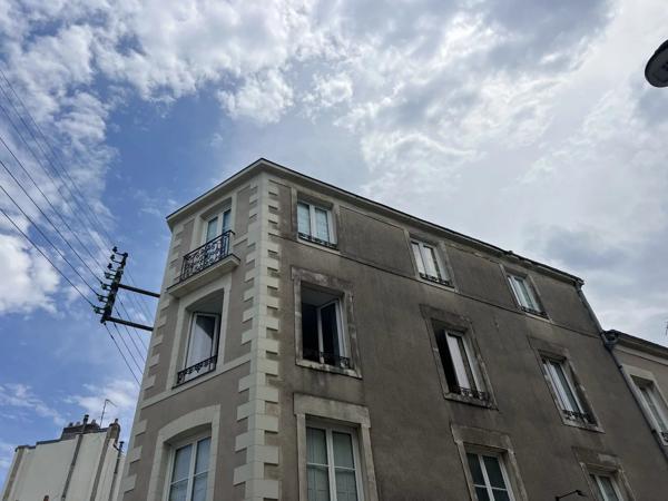 Vente                                                      Appartement
                        
                     2 pièces                      44 m2                     à Nantes