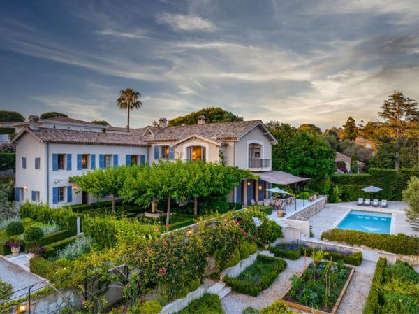 Vente Bastide Cap D'Antibes 15 Pièces 600 m²
