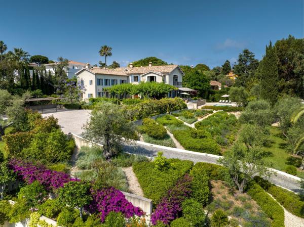 Vente Bastide Cap D'Antibes 15 Pièces 600 m²