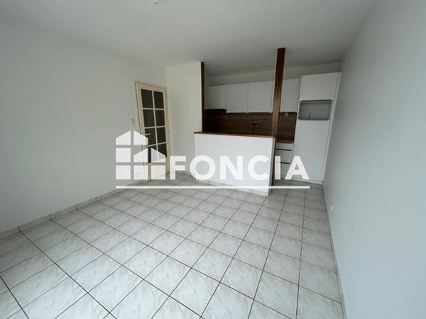 Location Appartement 2 pièces 37.5 m² - RESIDENCE ROCHE OCEAN La Roche Sur Yon 85000