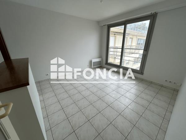 Location Appartement 2 pièces 37.5 m² - RESIDENCE ROCHE OCEAN La Roche Sur Yon 85000