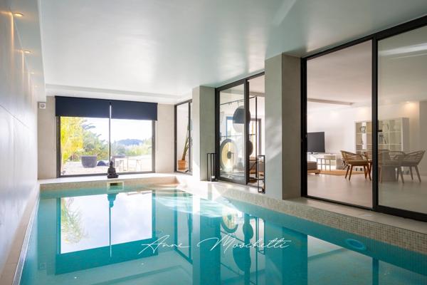 Propriété de Luxe et de Prestige - Golf de Frégate - 450 m2 - 5 suites parentales - vu mer panoramique