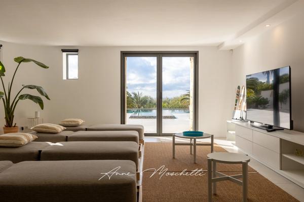 Propriété de Luxe et de Prestige - Golf de Frégate - 450 m2 - 5 suites parentales - vu mer panoramique