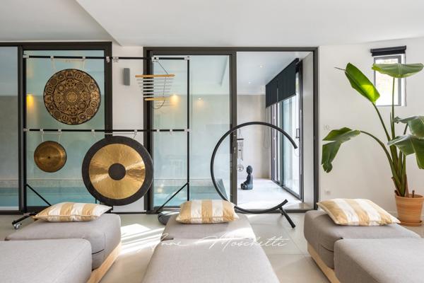 Propriété de Luxe et de Prestige - Golf de Frégate - 450 m2 - 5 suites parentales - vu mer panoramique