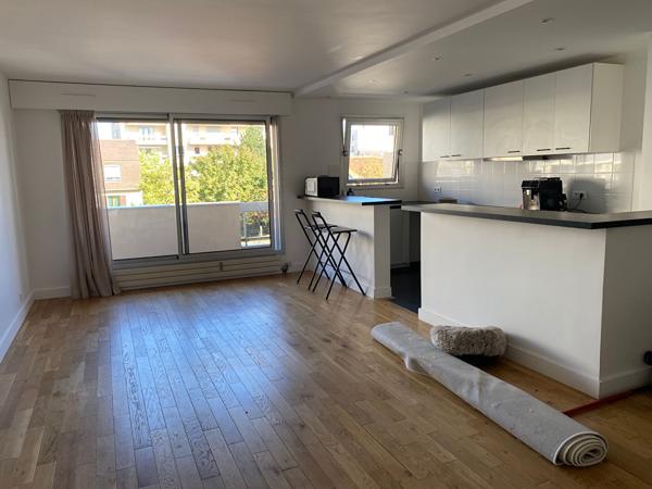 Appartement Courbevoie 3 pièces 75 m2 Loyer 1 959 €/mois charges comprises **  - Référence  559CC